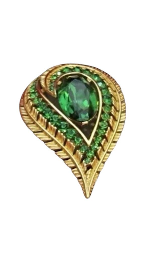 Gorgeous Vintage CROWN TRIFARI Rhinestone Brooch