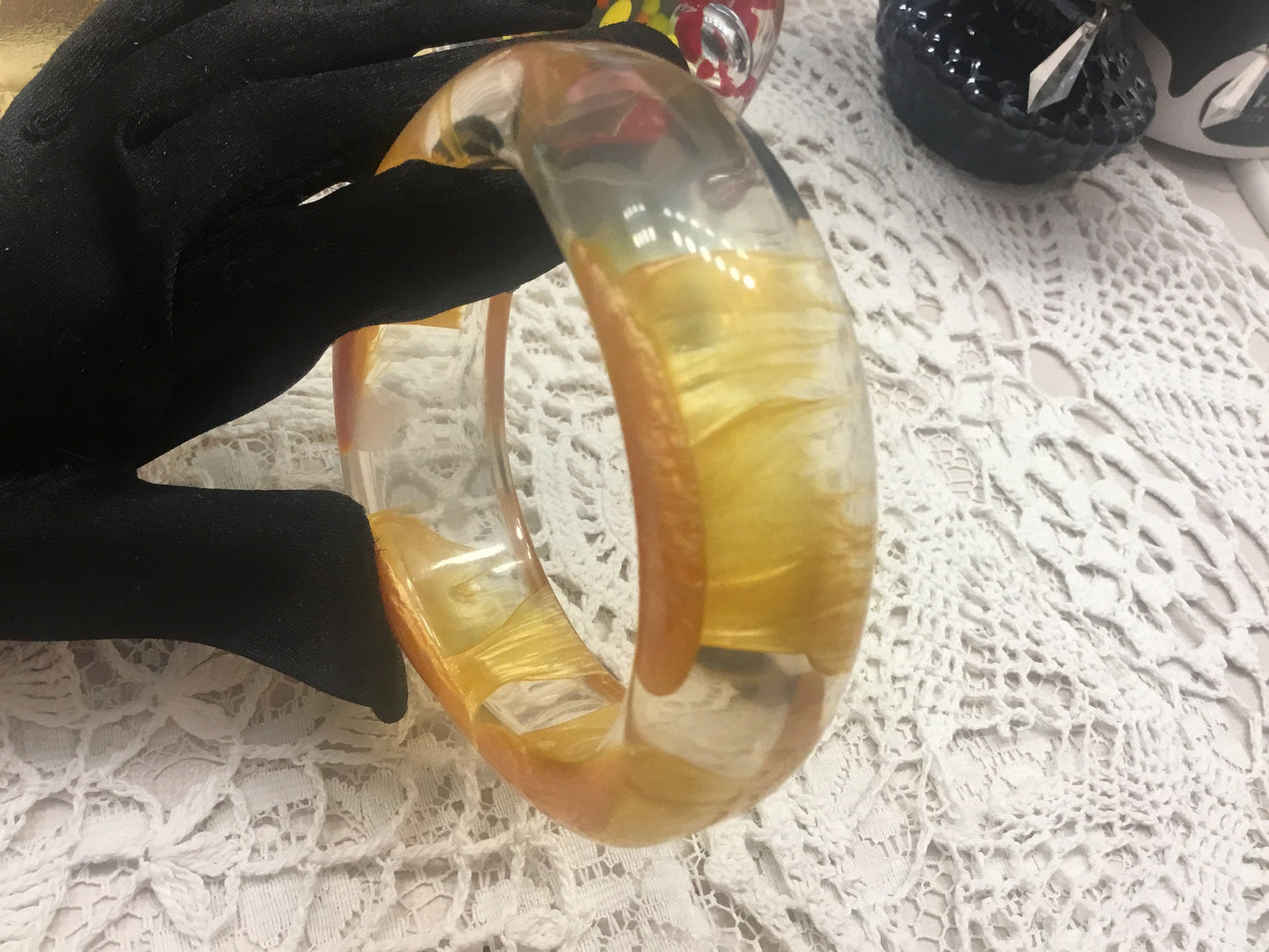 Vintage Clear and Gold Acrylic bangle