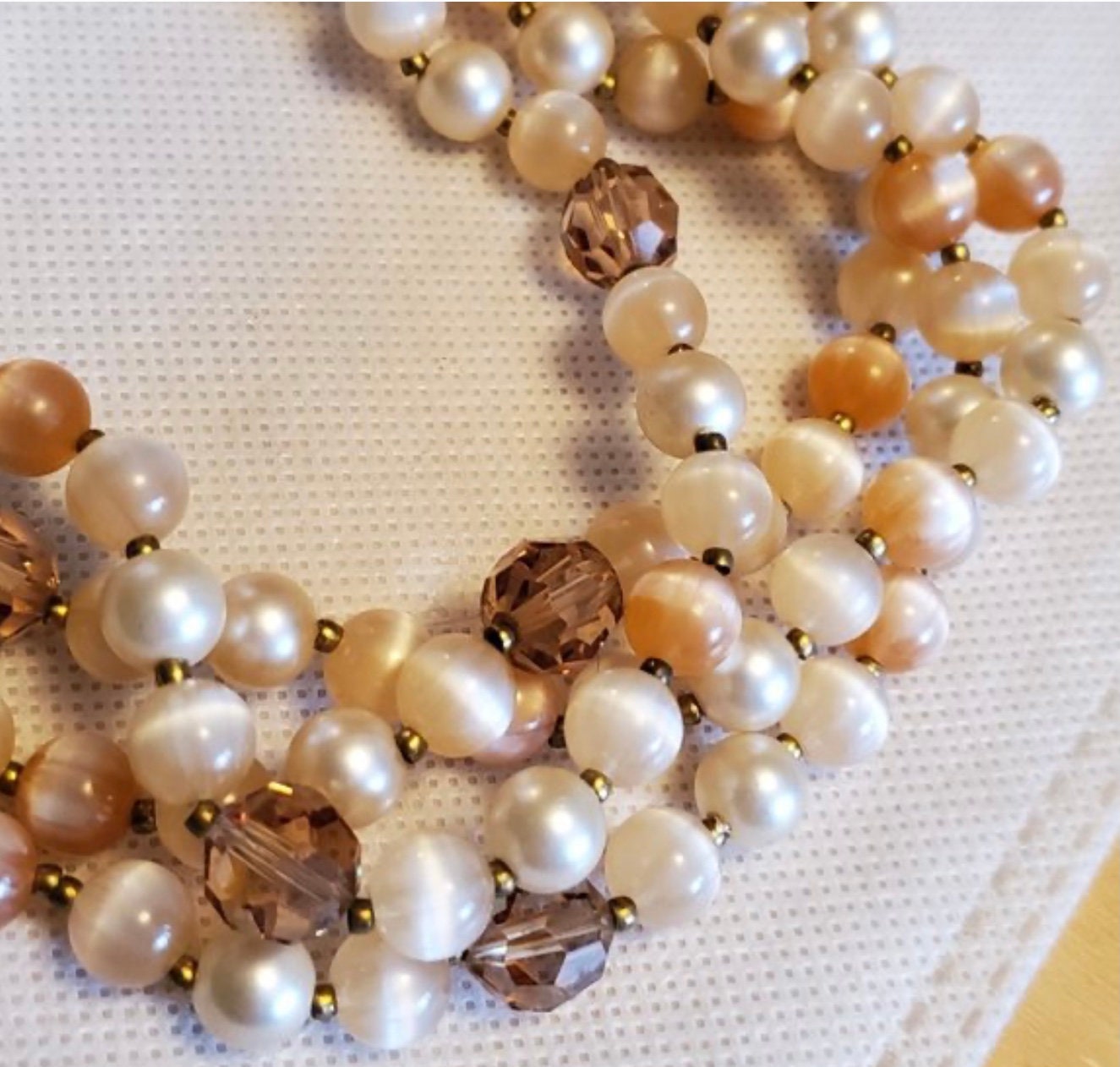 Vintage Lisner Peach Plastic Bead Cluster Collar Style Necklace