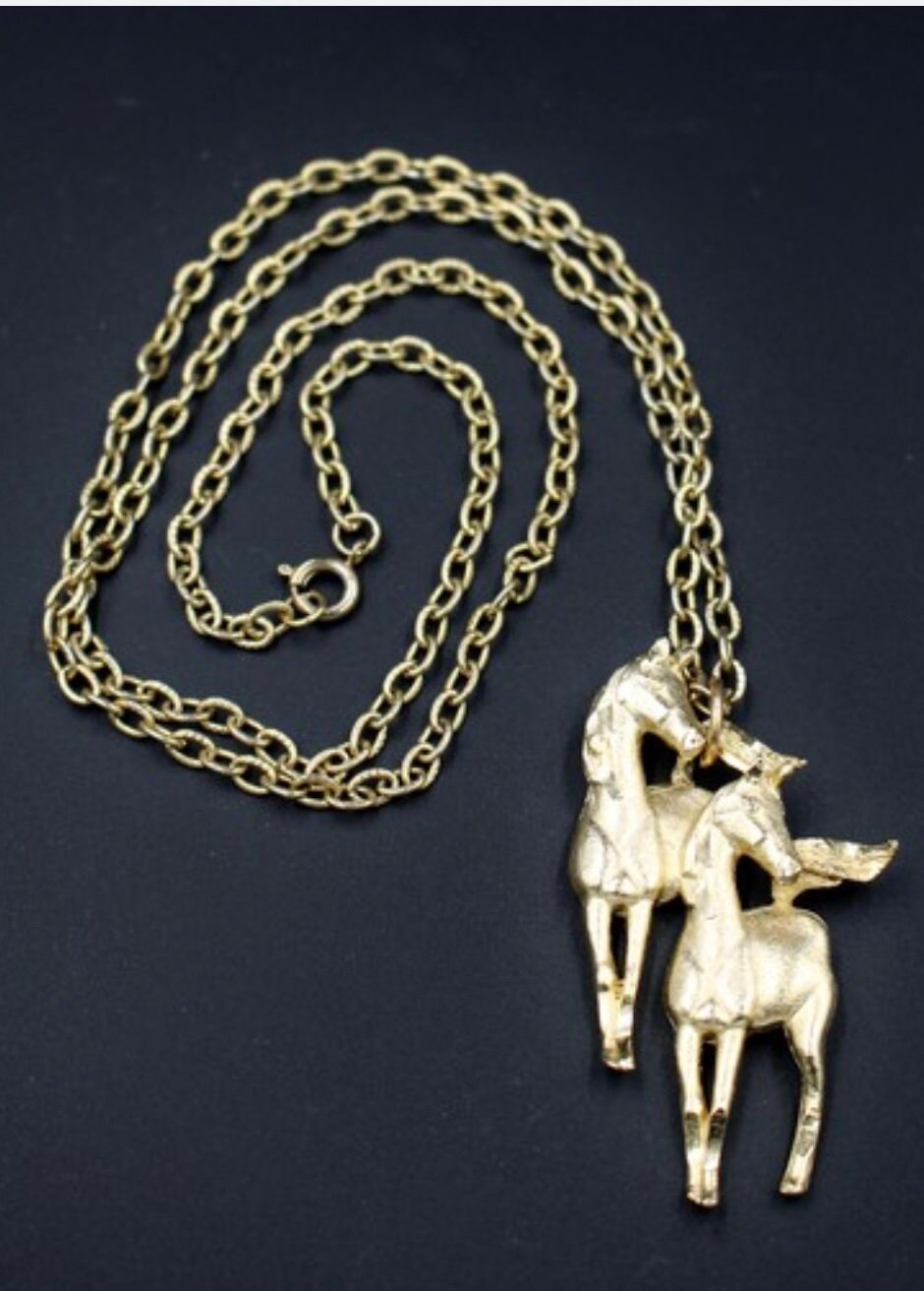 Vintage Horse Equestrian Figural Couple Pendant Necklace Chain