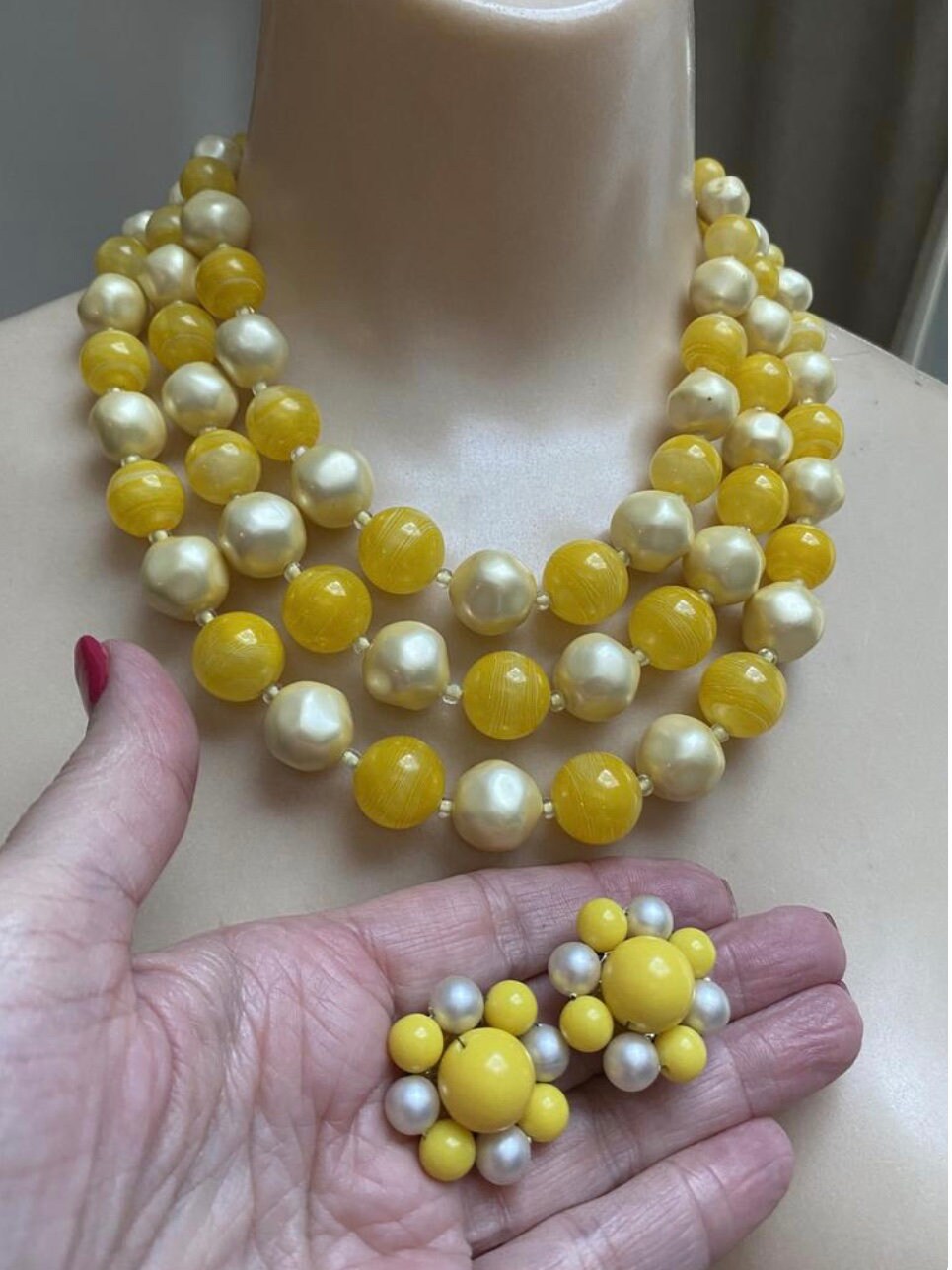 Triple strand bright yellow bead necklace set