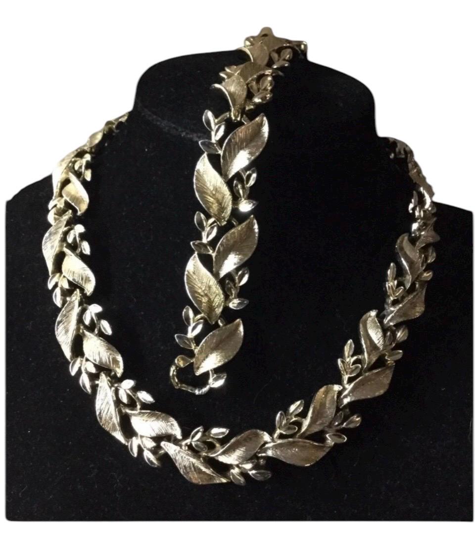 Signed Lisner Gold Tone Floral Demi Parure 1950’s