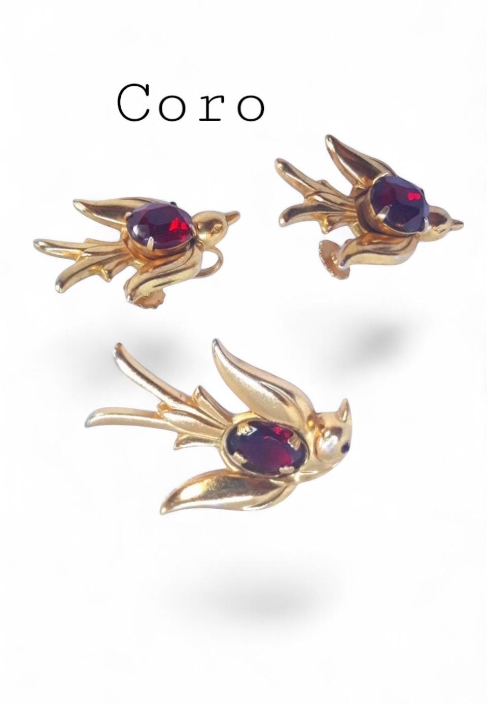 RARE early Coro Pegasus bird swallow rhinestone brooch pin & screw back earring jewellery,hallmarked Coro Craft.