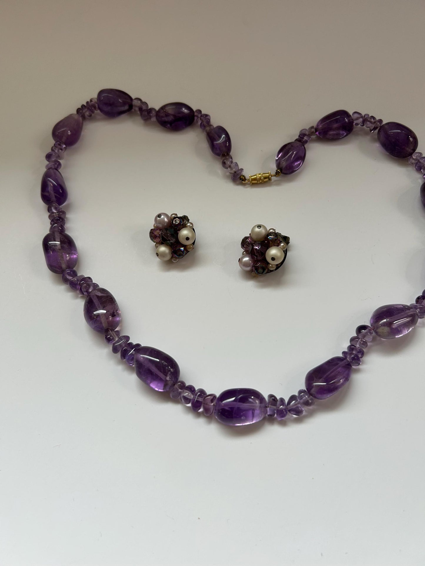 Timeless Elegance: Vintage 1960s Natural Amethyst Necklace