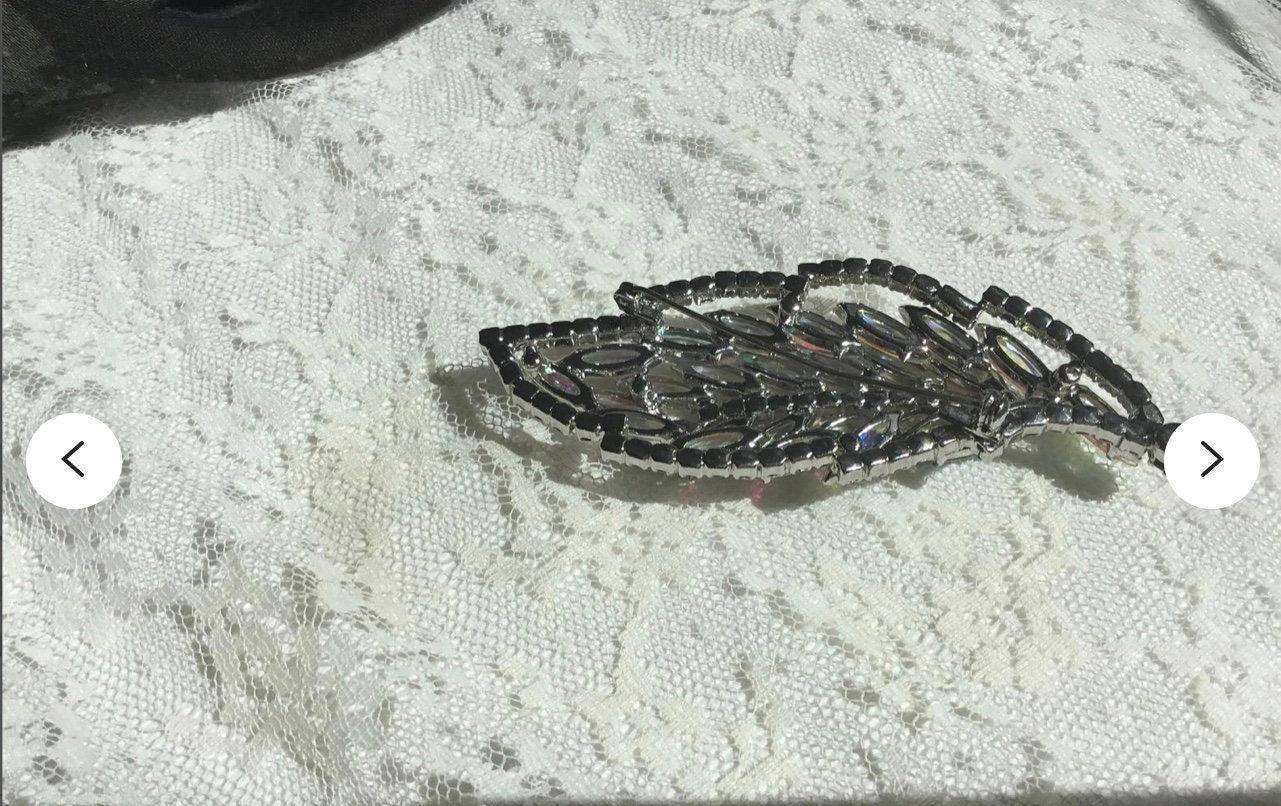 Magnificent 4”Vintage Rhinestone LEAF Shaped Brooch Pin