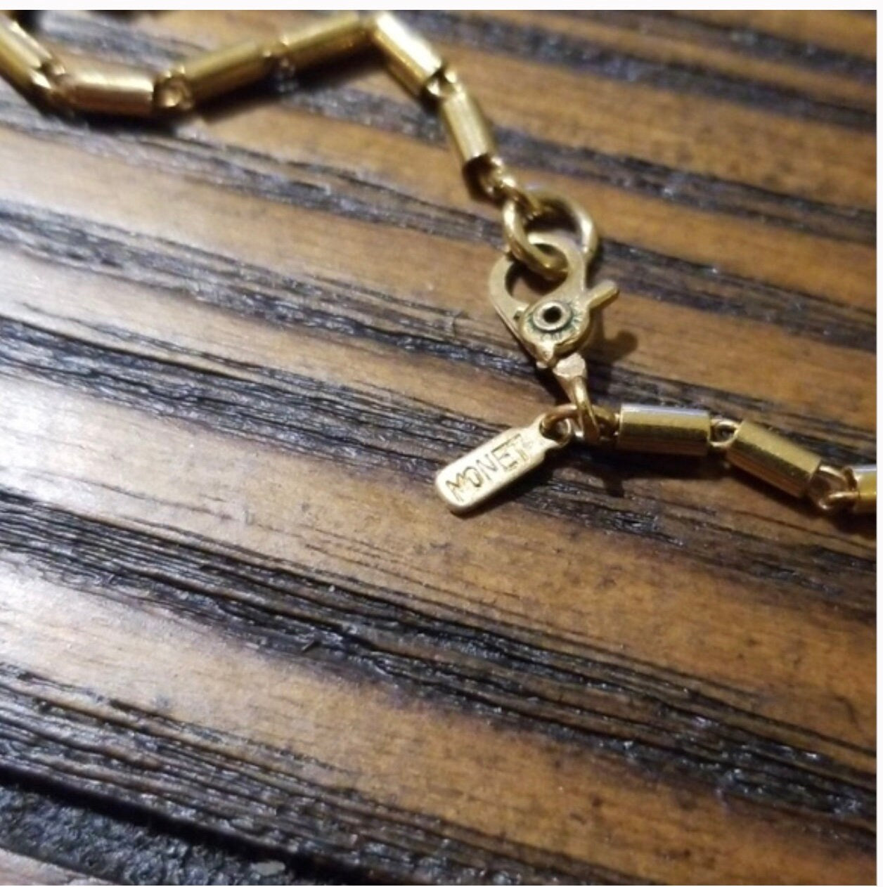 Vintage necklace signed Monet retro 80’s choker necklace white lucite and gold tone chain
