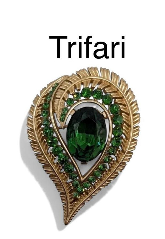 Gorgeous Vintage CROWN TRIFARI Rhinestone Brooch