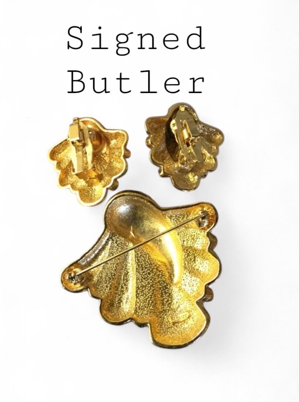 Signed Butler Rhinestone Gold Tone Demi Parure Brooch Pin