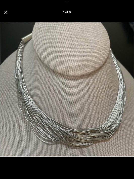 ❤️ **Vintage 30 Strand Rare Navajo Liquid Silver Chain Sterling Silver 15” Collar Necklace**