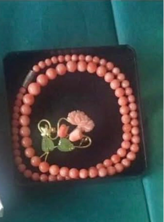 ### Vintage Coral and Pearl Necklace