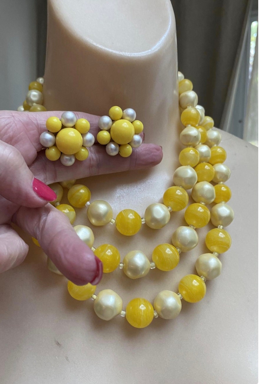 Triple strand bright yellow bead necklace set