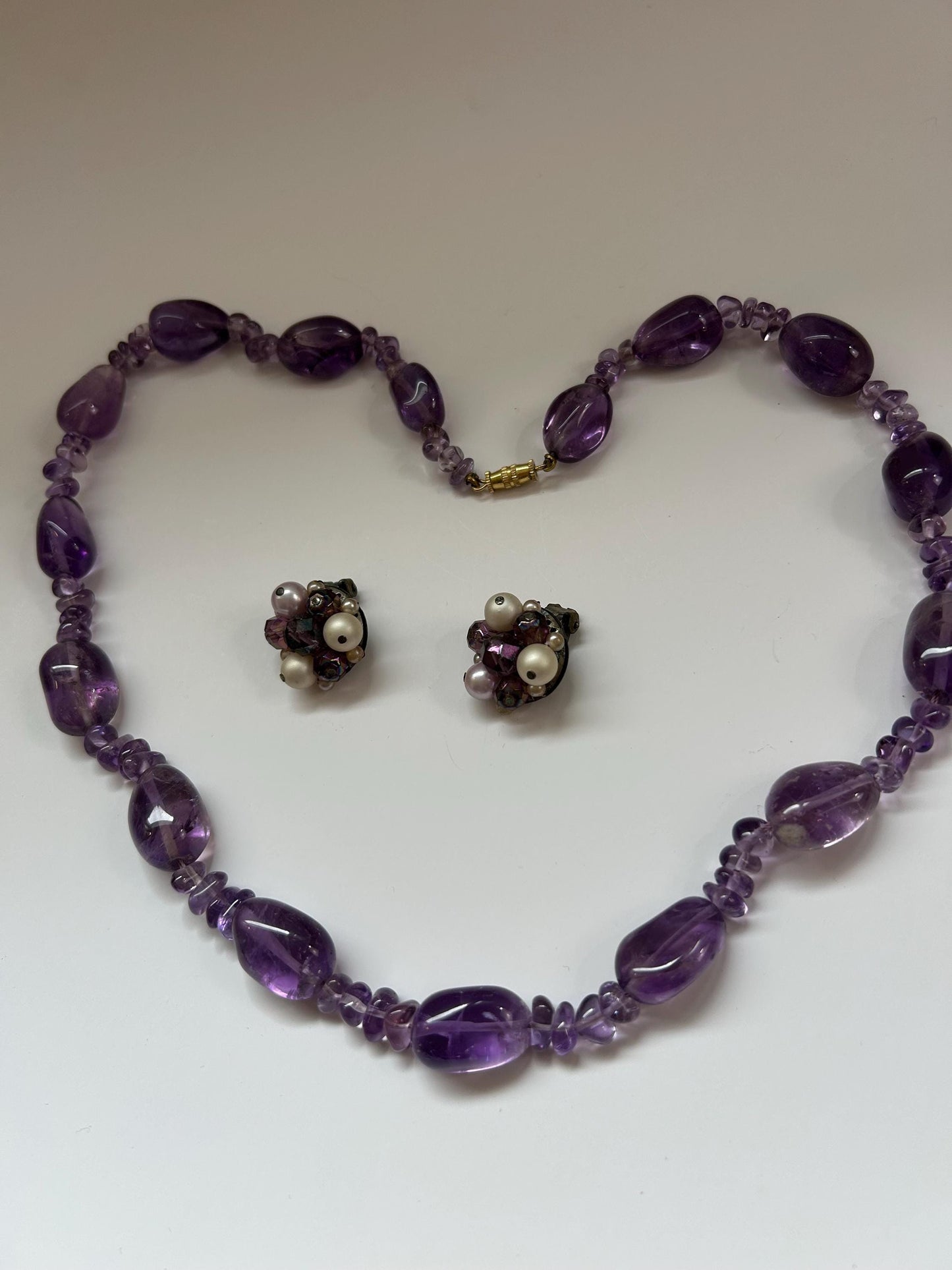 Timeless Elegance: Vintage 1960s Natural Amethyst Necklace