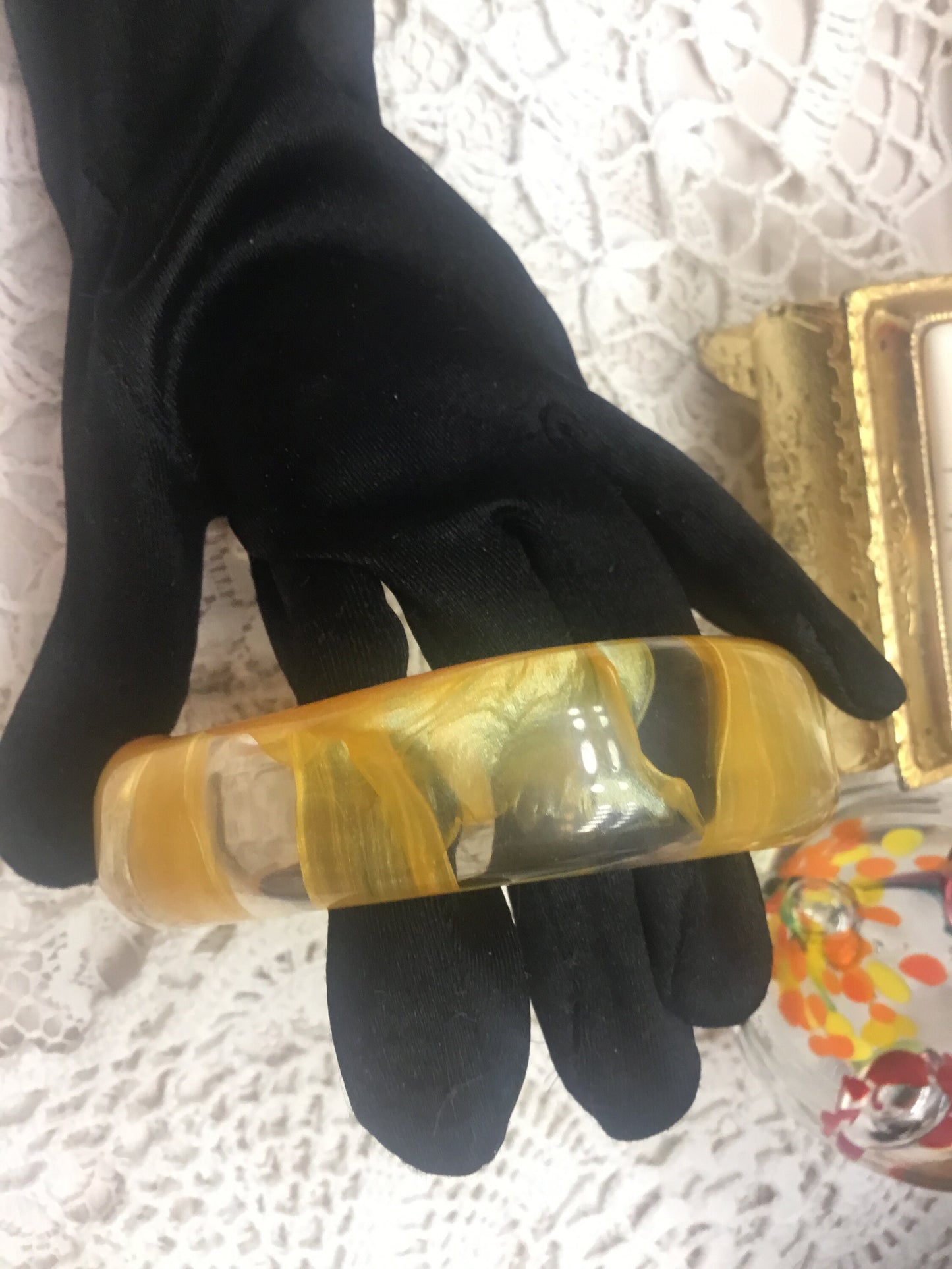 Vintage Clear and Gold Acrylic bangle