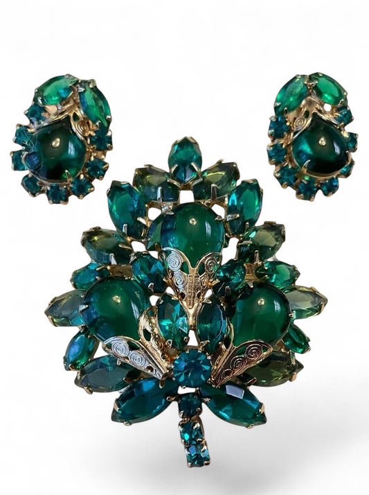 Outstanding Vintage Green Rhinestone and Cabochon Demi Parure