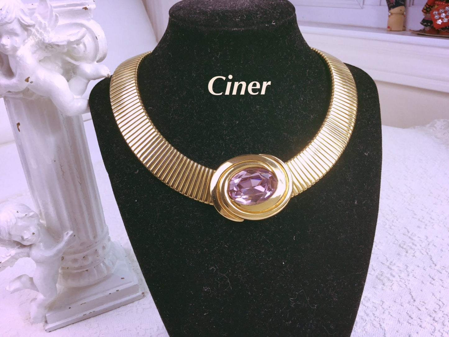 Stunning Ciner Pink swarovski Crystal Necklace 1980s, Classic Ciner Gold Necklace, Wide Gold Choker,embellished in the center