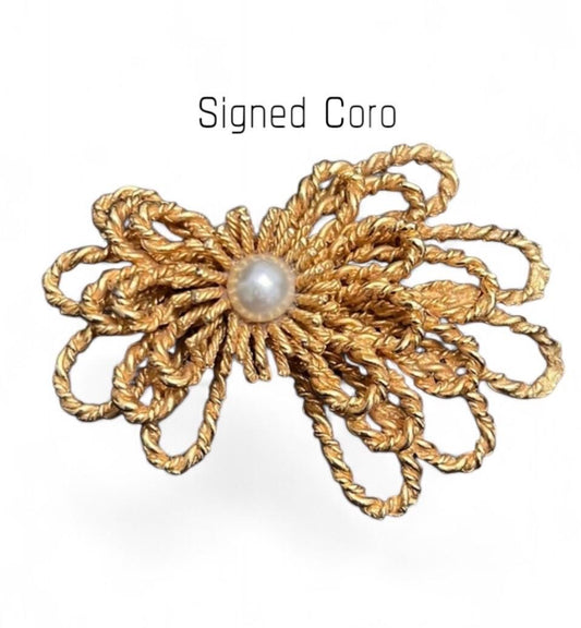 Vintage Gold Tone Coro Brooch Pearl Center w Pegasus Horse Mark