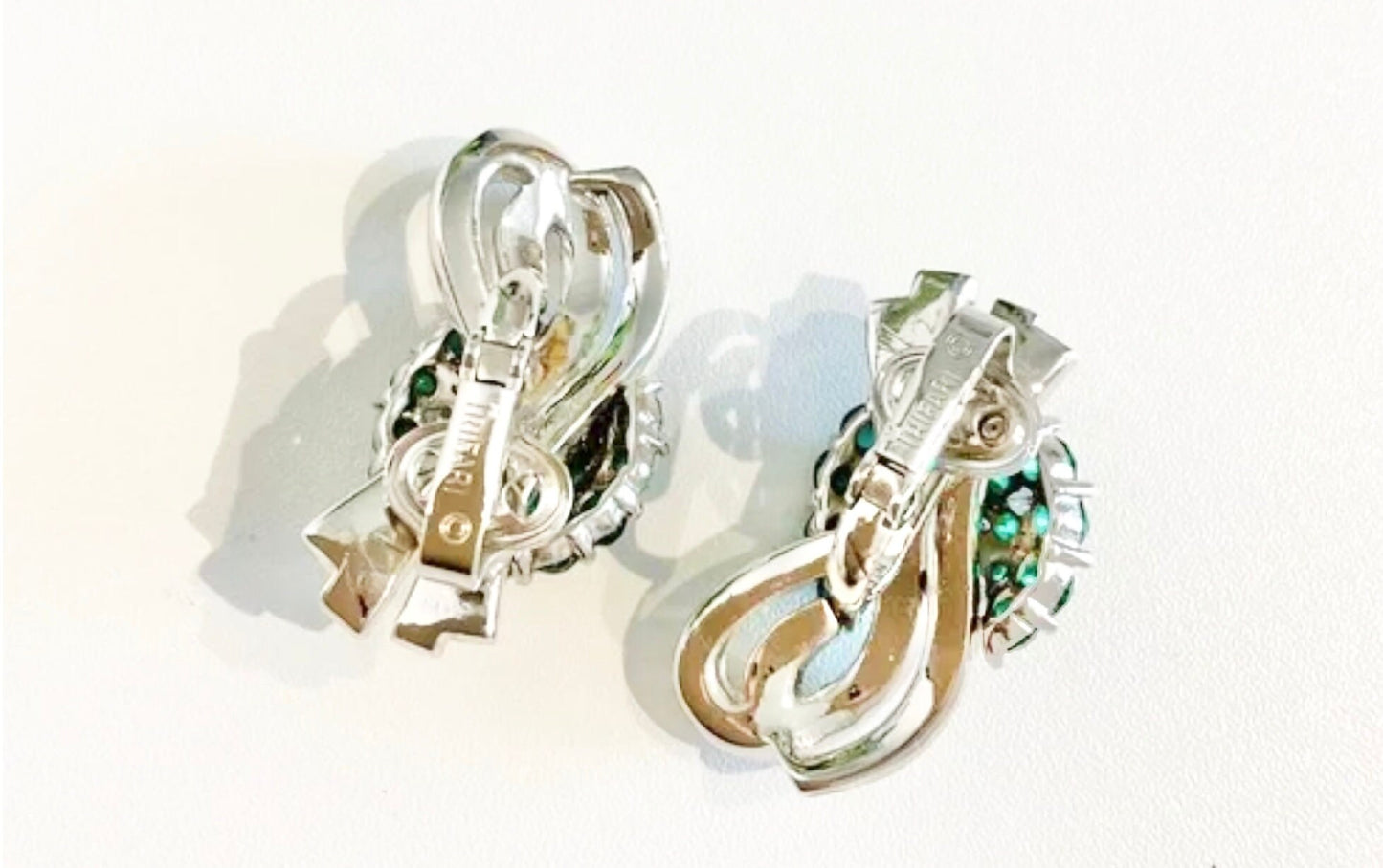 Extra Rare Vintage 1950s TRIFARI Faux Emerald Geometric Clip On Sparkly Earrings