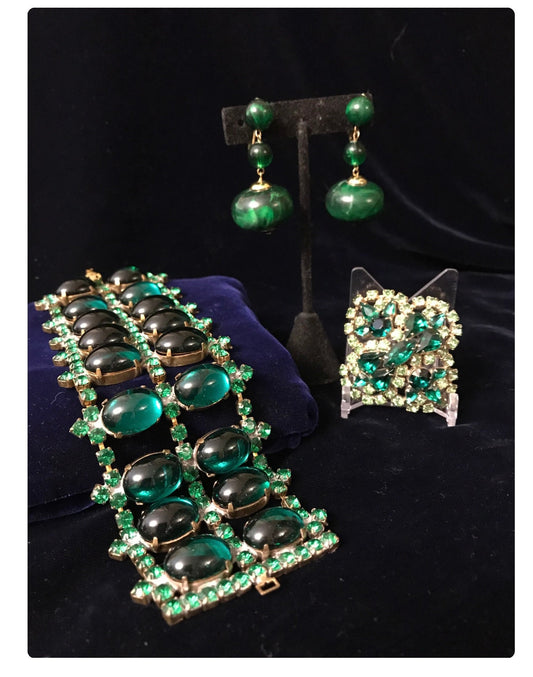 Garden of Green: Vintage Czech Brass Emerald Green Glass Cabochons & Rhinestone Bracelet Vintage Juliana Rhinestone Brooch Clip-On